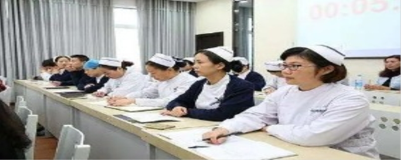 执业护士考试教材要怎么复习