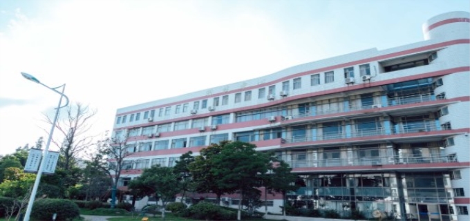 中专可以直接升本科吗